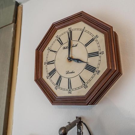 Vintage And Warm 2Br Apartament In Τίρανα Εξωτερικό φωτογραφία