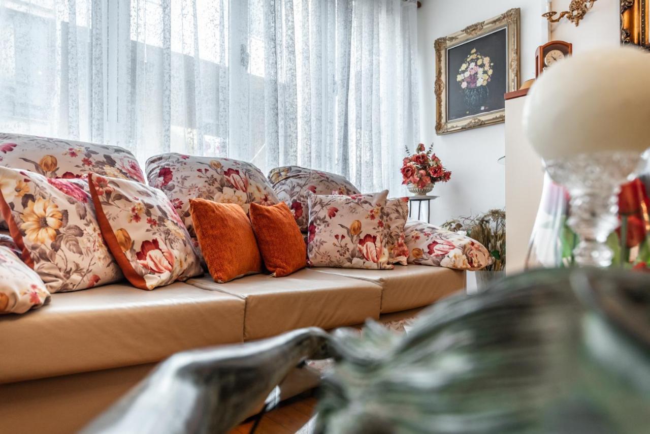 Vintage And Warm 2Br Apartament In Τίρανα Εξωτερικό φωτογραφία