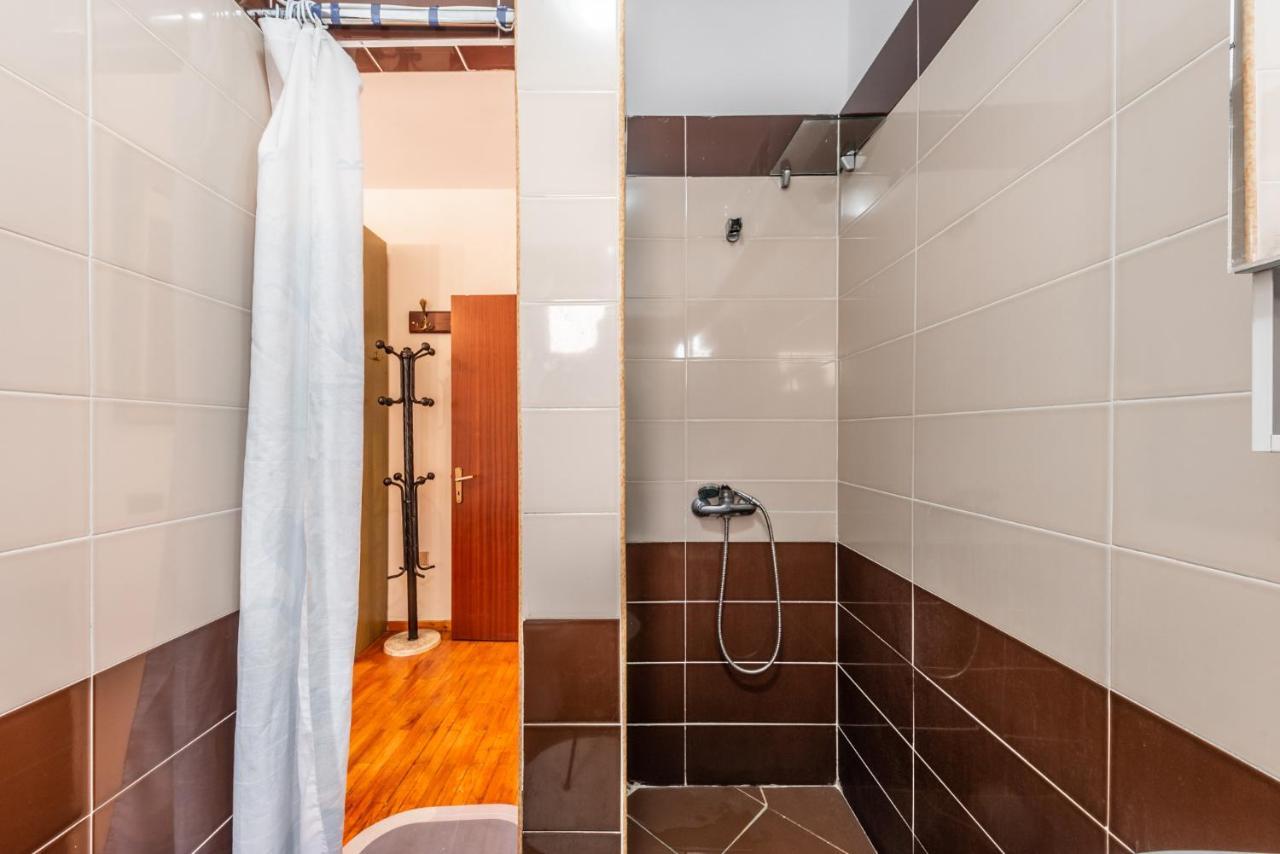 Vintage And Warm 2Br Apartament In Τίρανα Εξωτερικό φωτογραφία