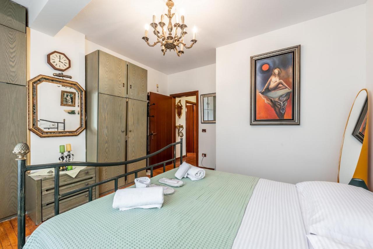 Vintage And Warm 2Br Apartament In Τίρανα Εξωτερικό φωτογραφία