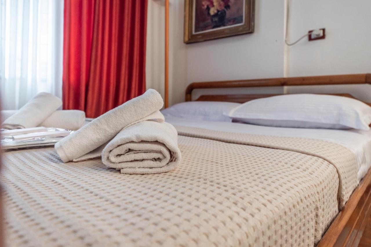 Vintage And Warm 2Br Apartament In Τίρανα Εξωτερικό φωτογραφία