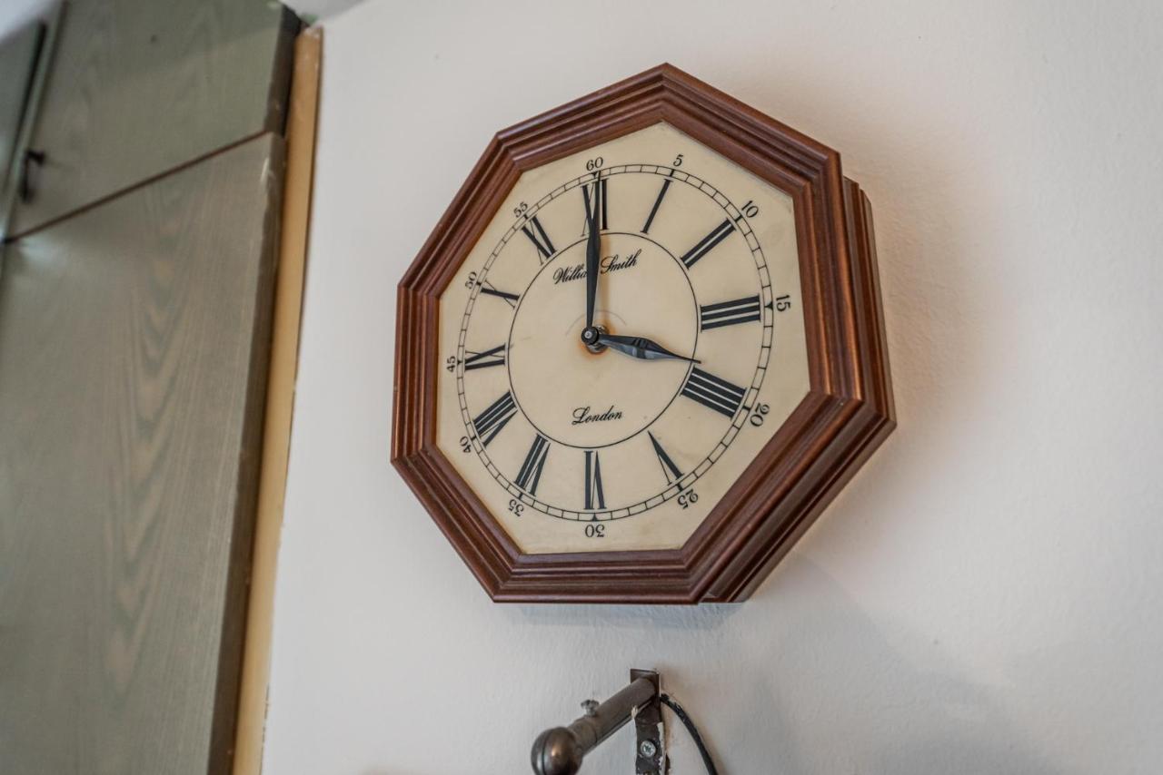 Vintage And Warm 2Br Apartament In Τίρανα Εξωτερικό φωτογραφία